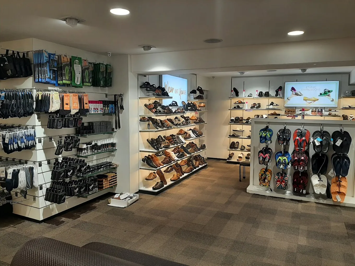 Metro Shoes